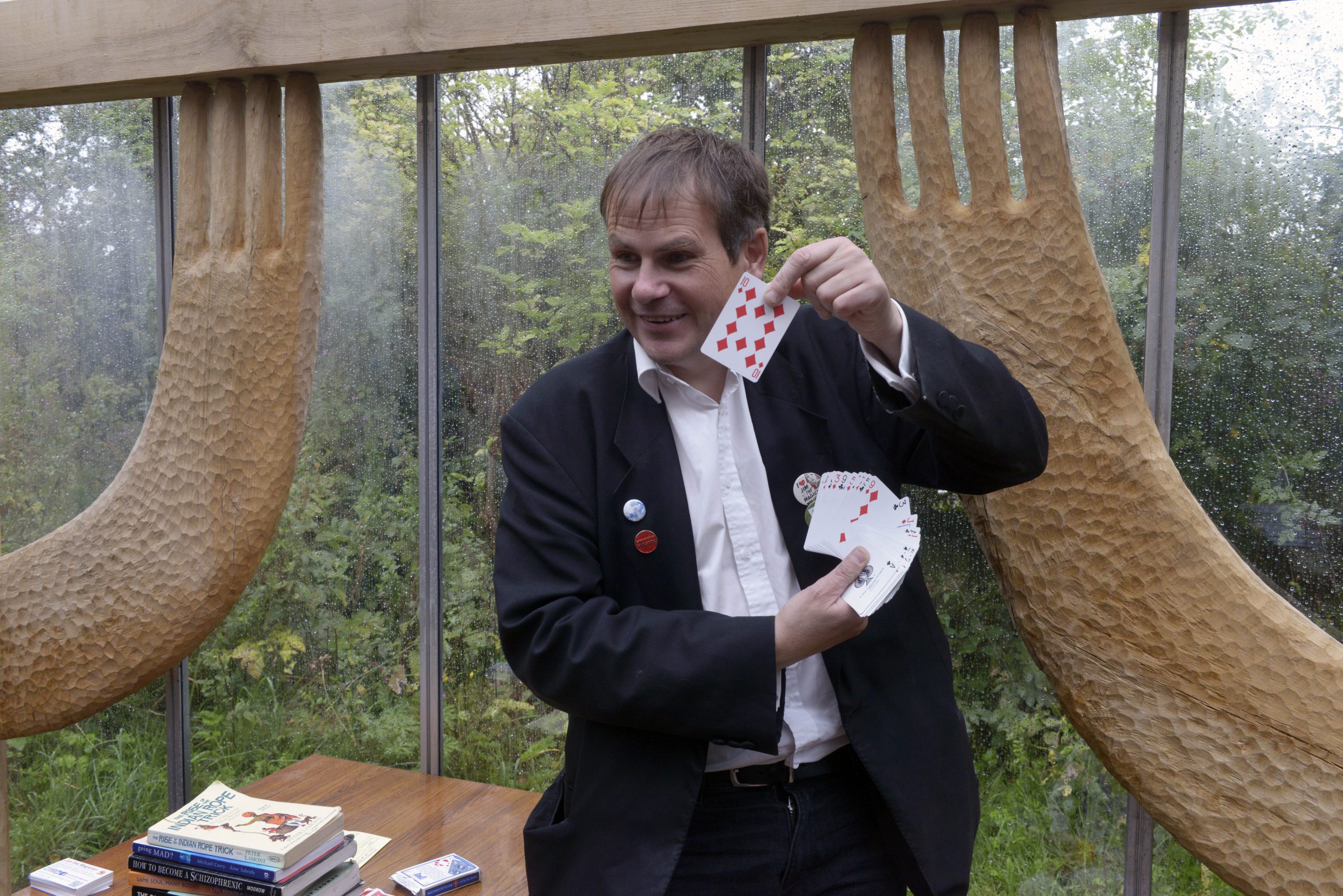 Jim the Magician performing as part of Ruth Ewan’s Sympathetic Magick in Bobby Niven’s Palm House. Commissioned by Edinburgh Art Festival, 2018. Photo: Alan Dimmick.